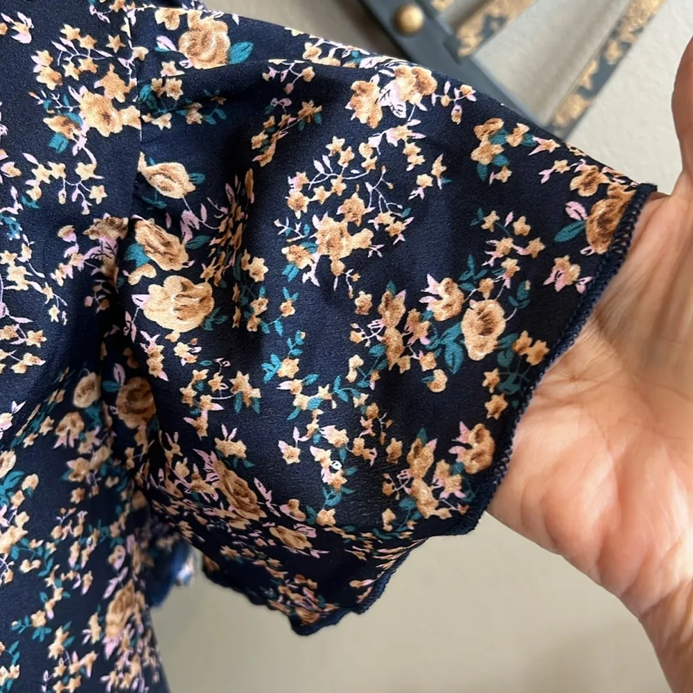 SHEIN Curve Navy Print Flutter Sleeve Stretch Smocked High Neck Top Size 4X - Image 5