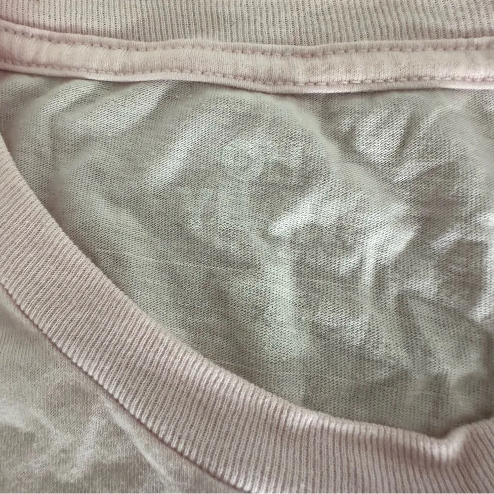 Oh Yeah Apparel Seeing is Believing Mermaid Ariel T Shirt XS Pink - Image 3