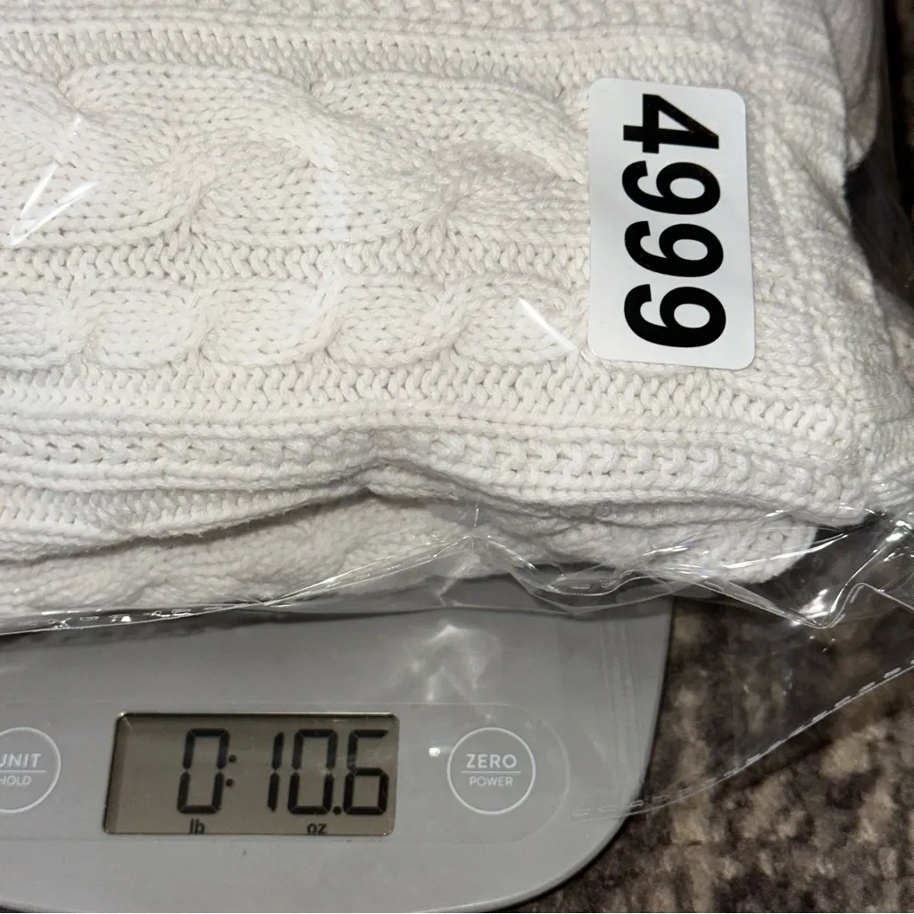 Lauren Ralph Lauren Women’s Size M White Cotton Cable Knit Boatneck Sweater - Image 6