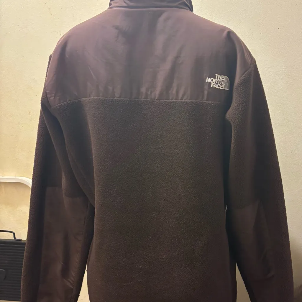 The North Face Dark Brown Fleece Jacket - Image 8