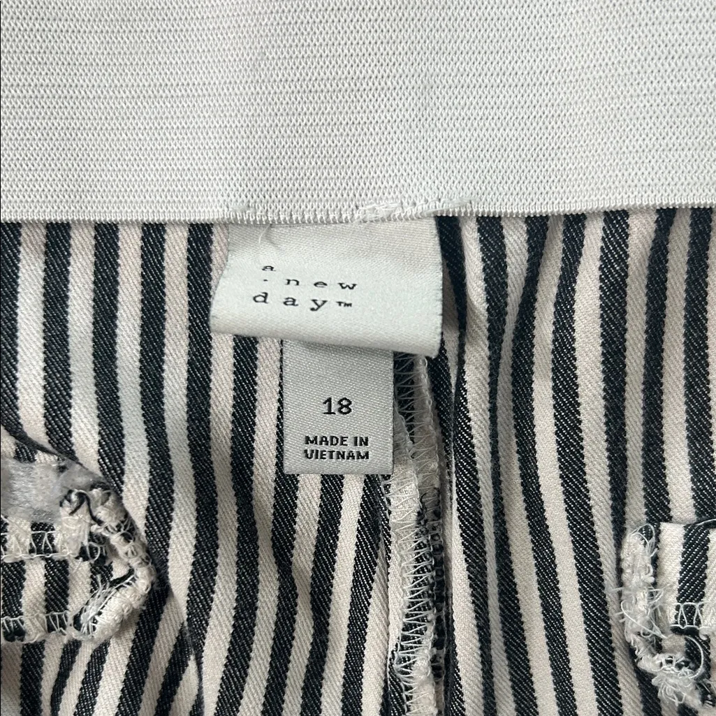 a new day Black and White Striped Pants - Image 6