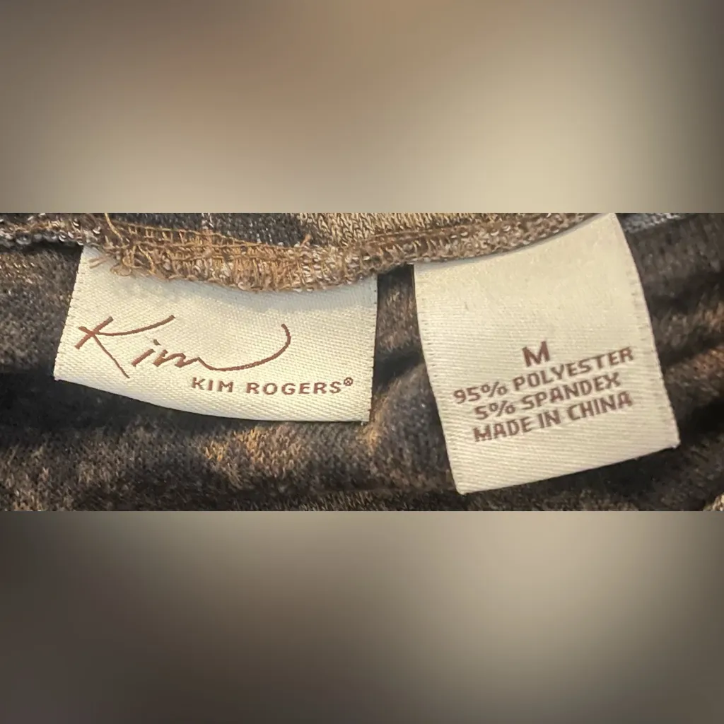 Kim Rogers- Animal Print Long Sleeve Blouse Size M - Image 6