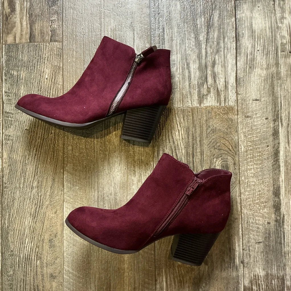 Style & Co . Deep Red Ankle Booties Size 8.5 W - Image 5