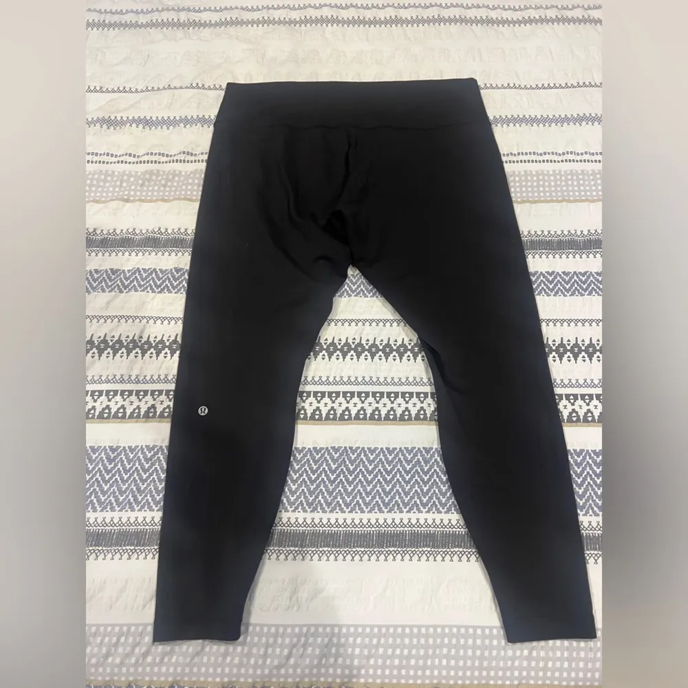 Black Wunder Train High-Rise Tight 25” size 20 - Image 6