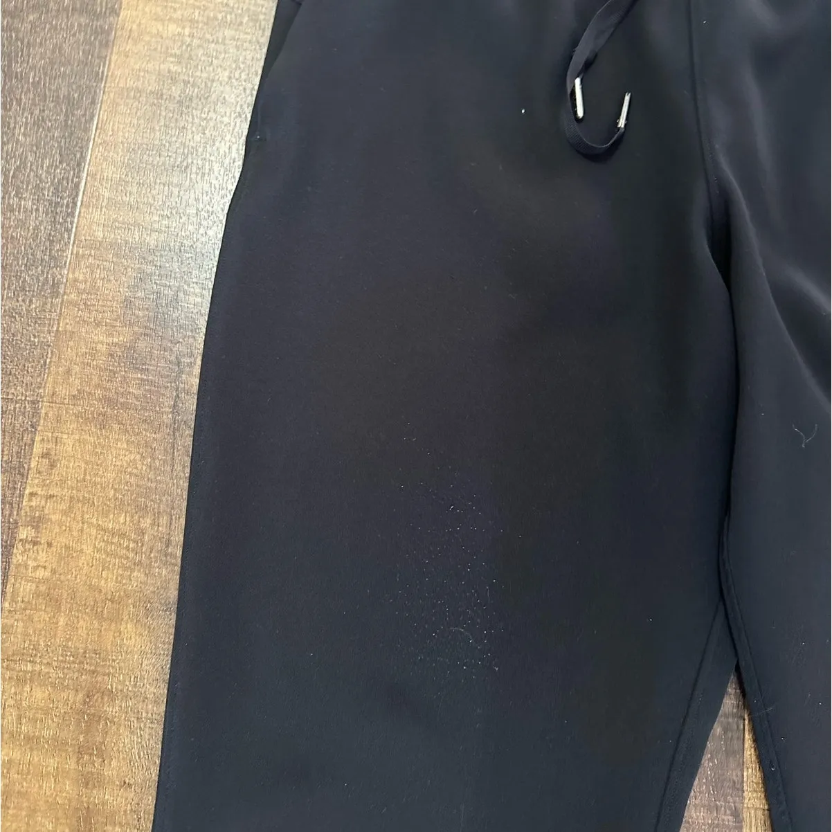 Lululemon Black On The Fly Pant Woven 27" Size 10 - Image 4