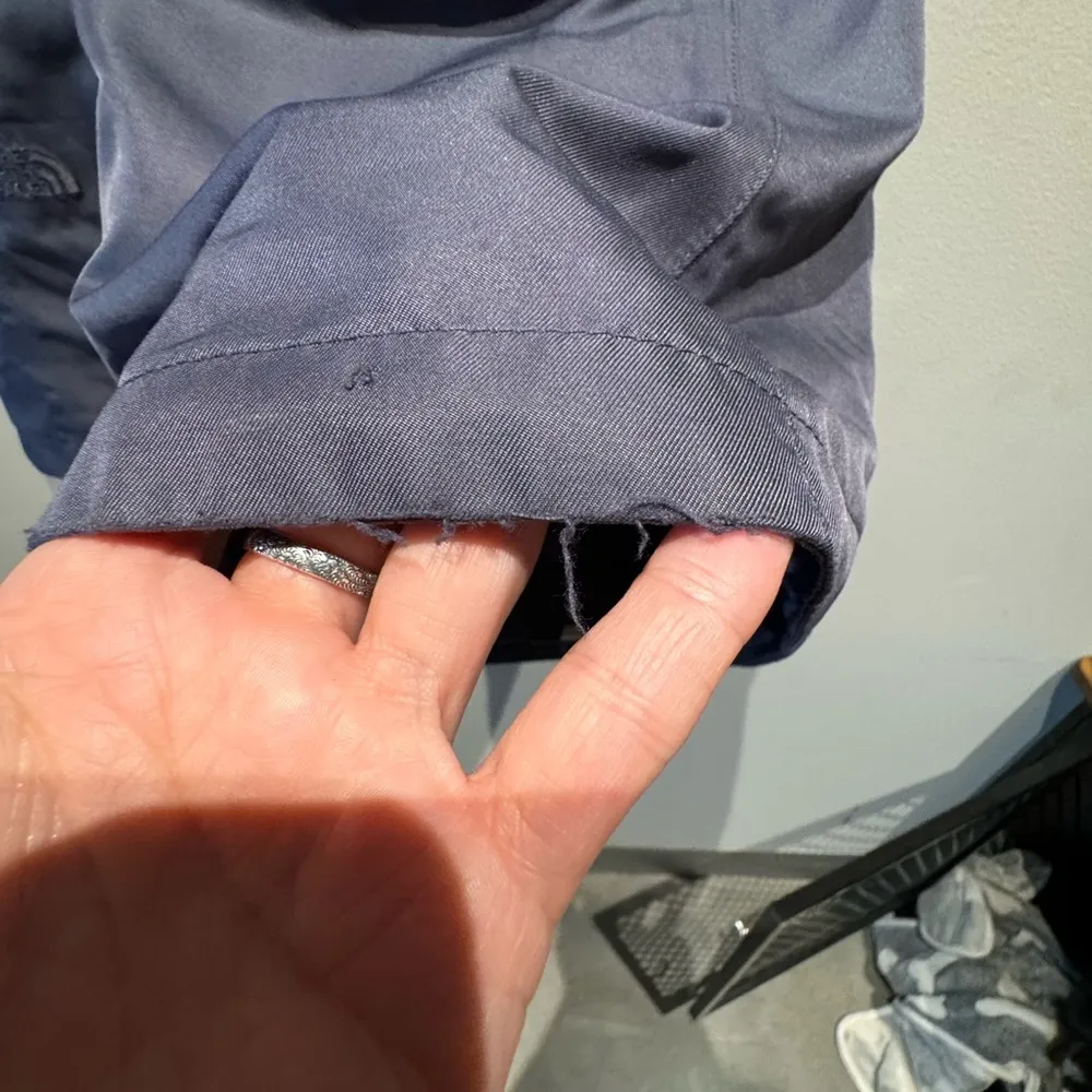 The Northface Women’s Freedom Hyvent Insulated Pants size Medium in Blue/gray - Image 8