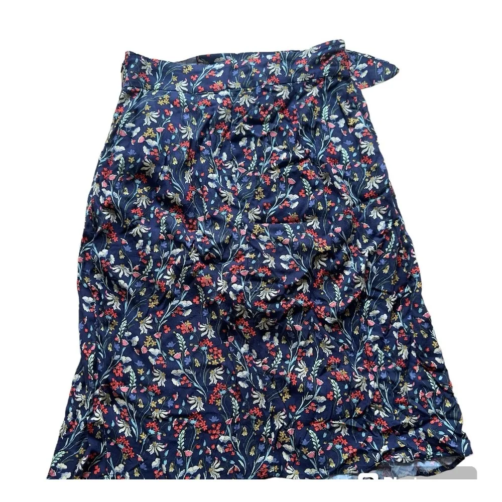 Zara Skort Skirt Short Front Knot Skirt Floral Knee Open Front Women's M Floral - Image 3