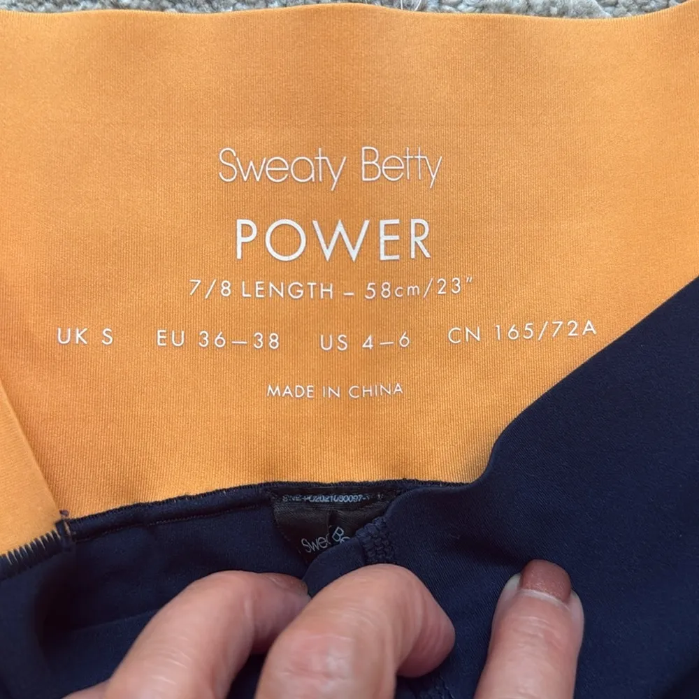 Sweaty Betty Power 7/8 length navy/ green color block leggings sz 4-6 - Image 2