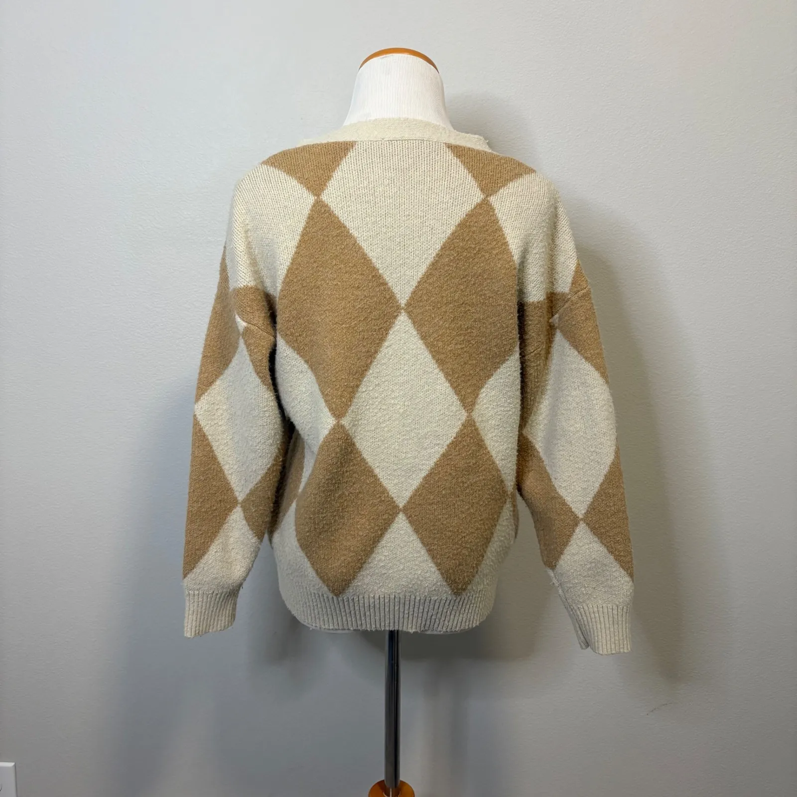 Lucy Paris Argyle Cardigan Sweater Tan Cream Button Front‎ XS - Image 3