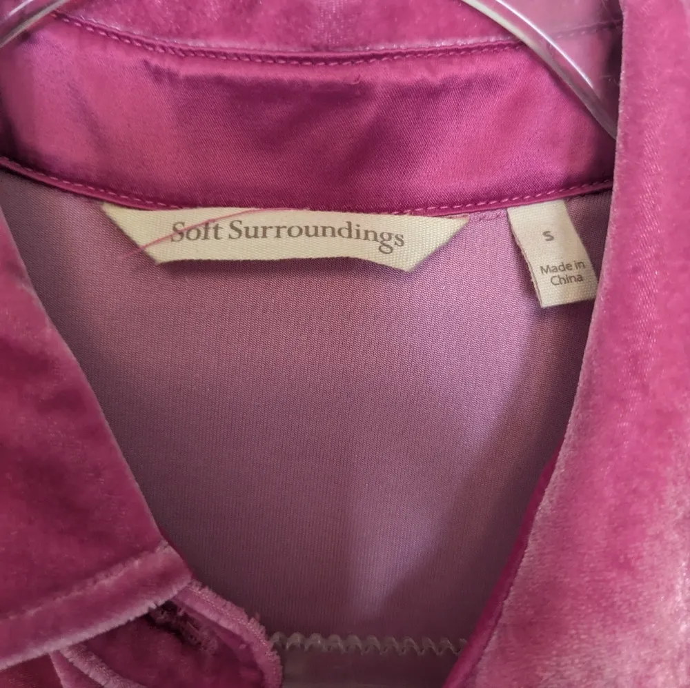 Soft Surroundings Velvet Boyfriend Tunic Shirt Berry Pink Small - Image 3