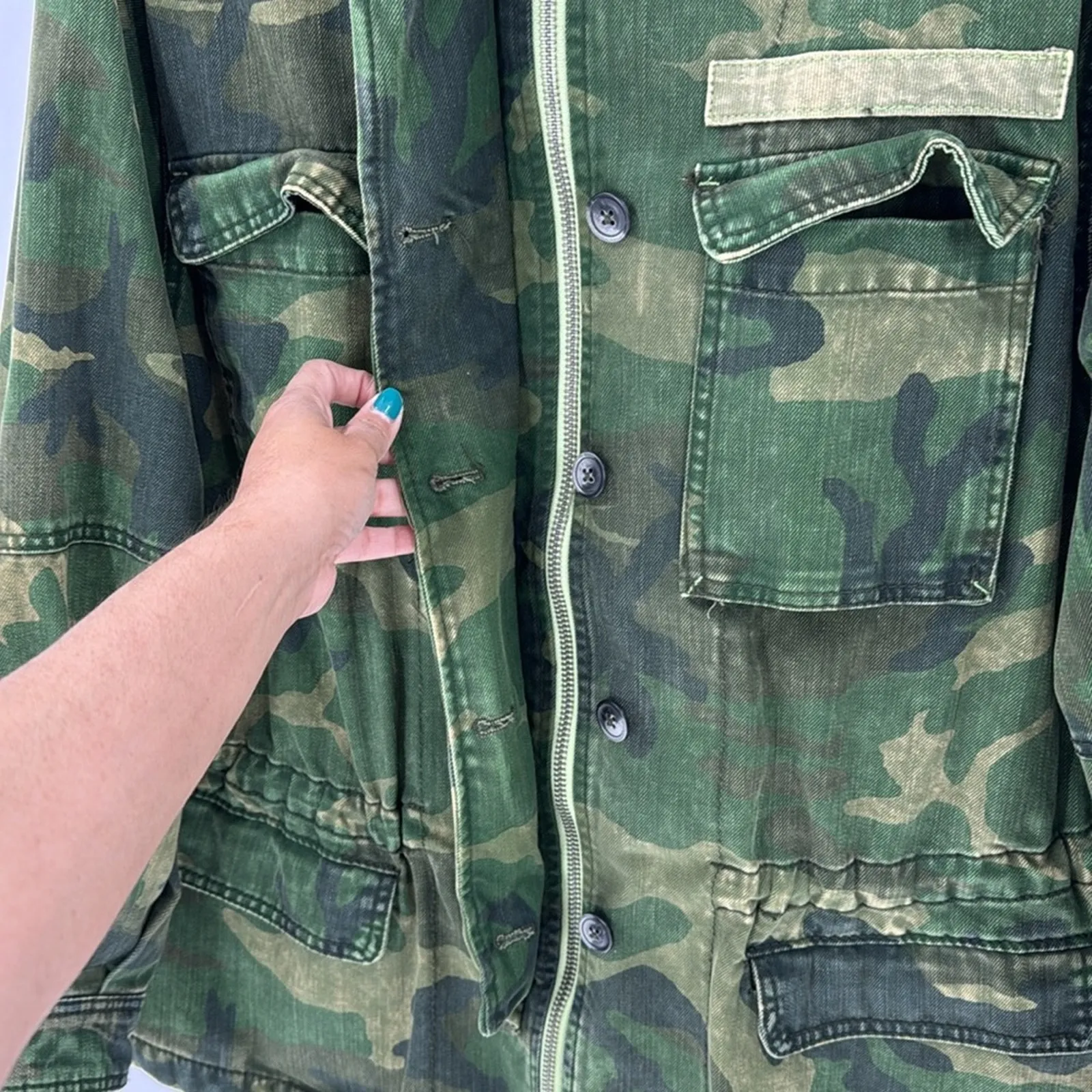 Free People Seize The Day Green Camo Print Utility Jacket Denim Military size XS - Image 9