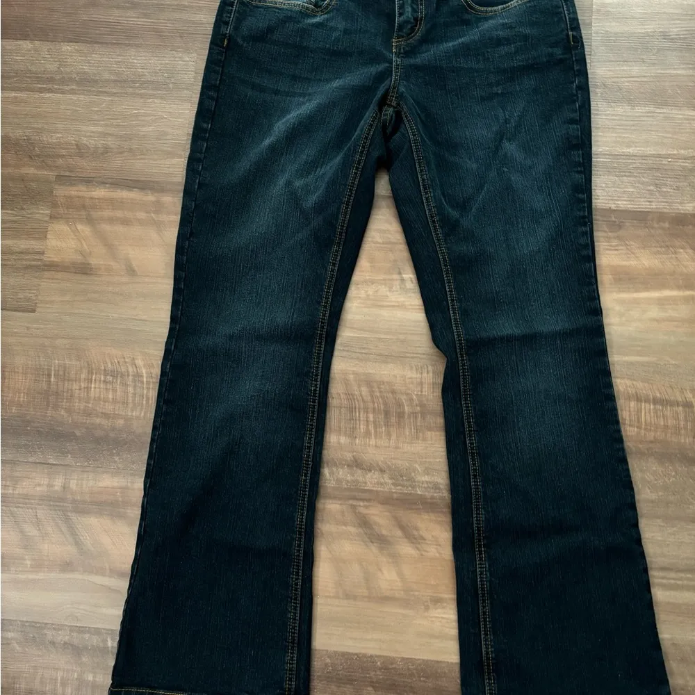 American Rag  bootcut denim size 7 short medium wash - Image 8