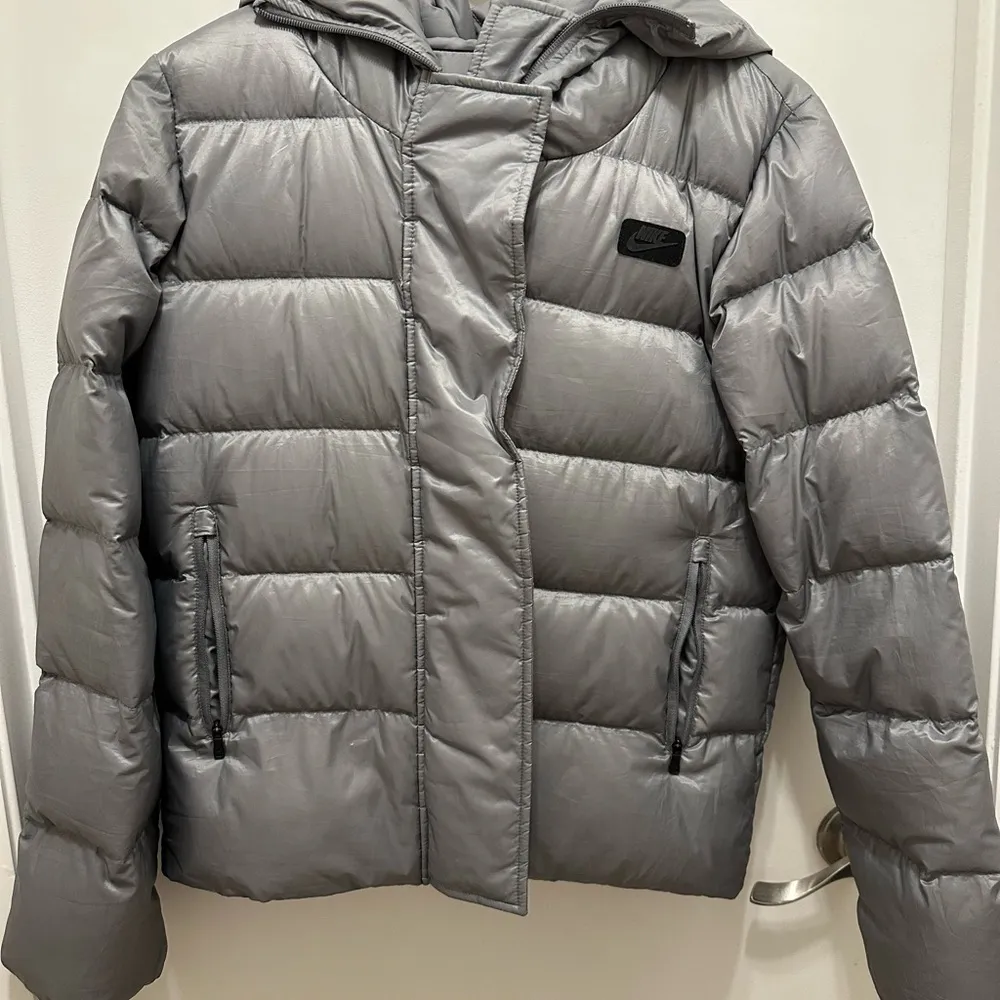 Nike Women’s uptown puffer jacket - Image 2
