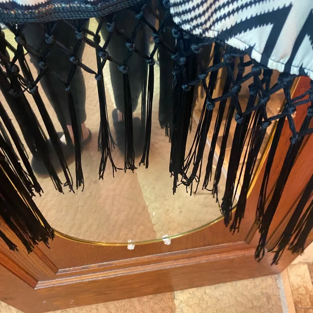 Tyche Black and White Geometric Tunic - Image 5