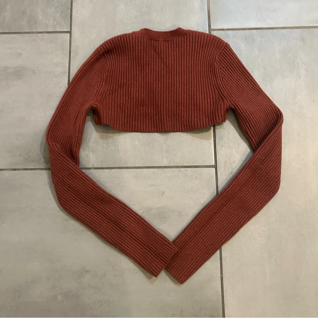 Abercrombie and Fitch Ribknit Shrug in Red - Image 4