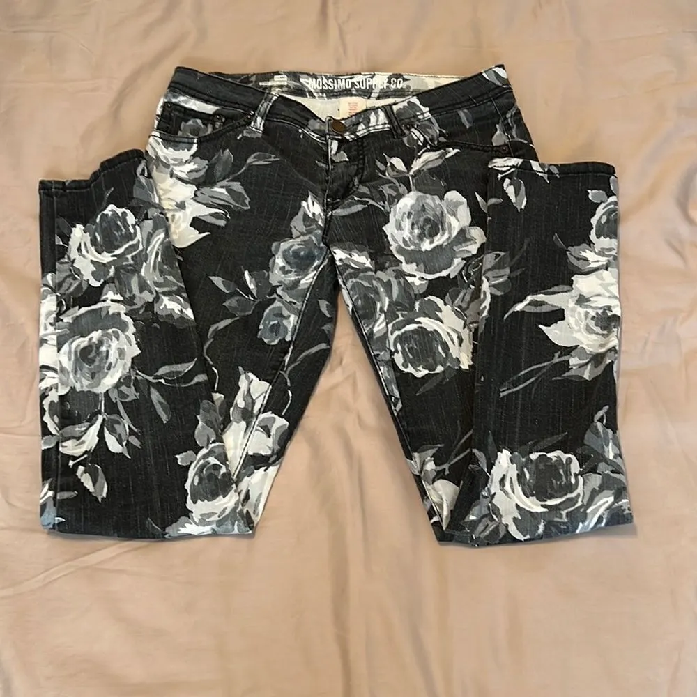 Mossimo sz 6 black and grey flowered skinny jeans EUC Black - Image 2