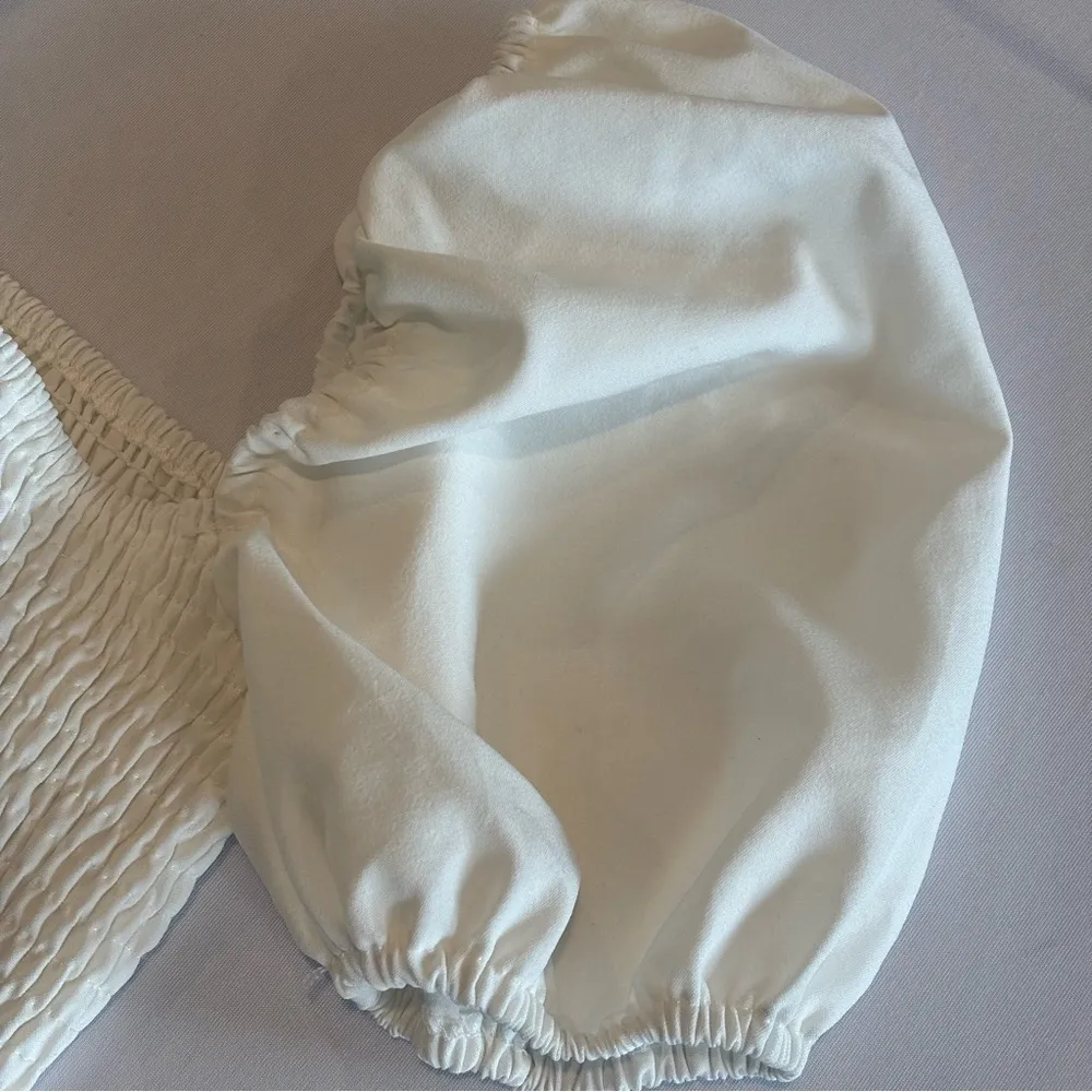 PRETTYLITTLETHING White Bodycon Ruched Dress‎ with Balloon Sleeves NWOT Size 6 - Image 7