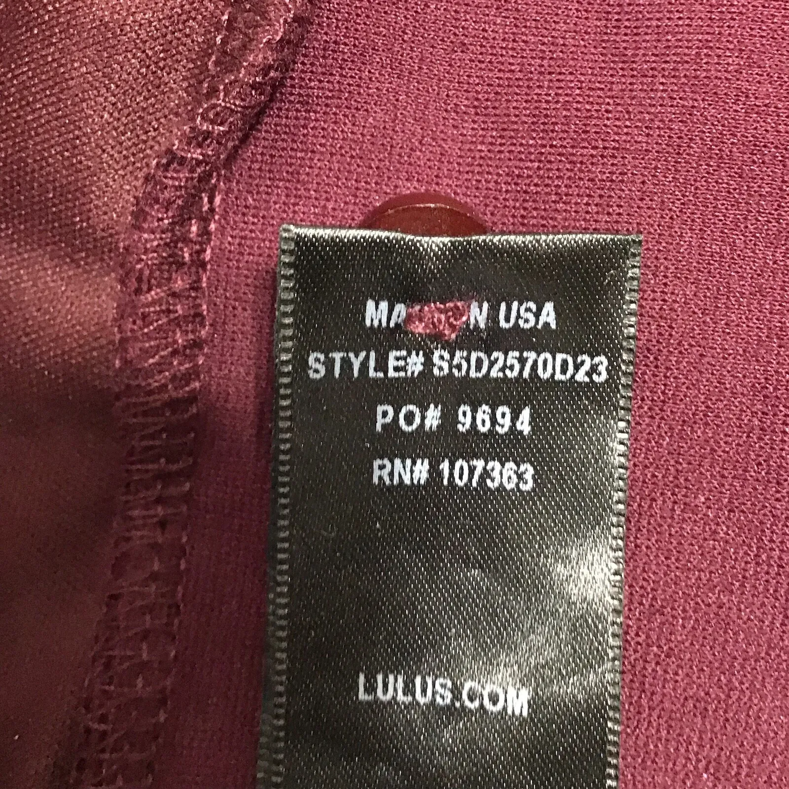 Lulu's Maroon Lots Of Lace Crop Top Sexy Button‎ Closure Front Peep Hole New - Image 6