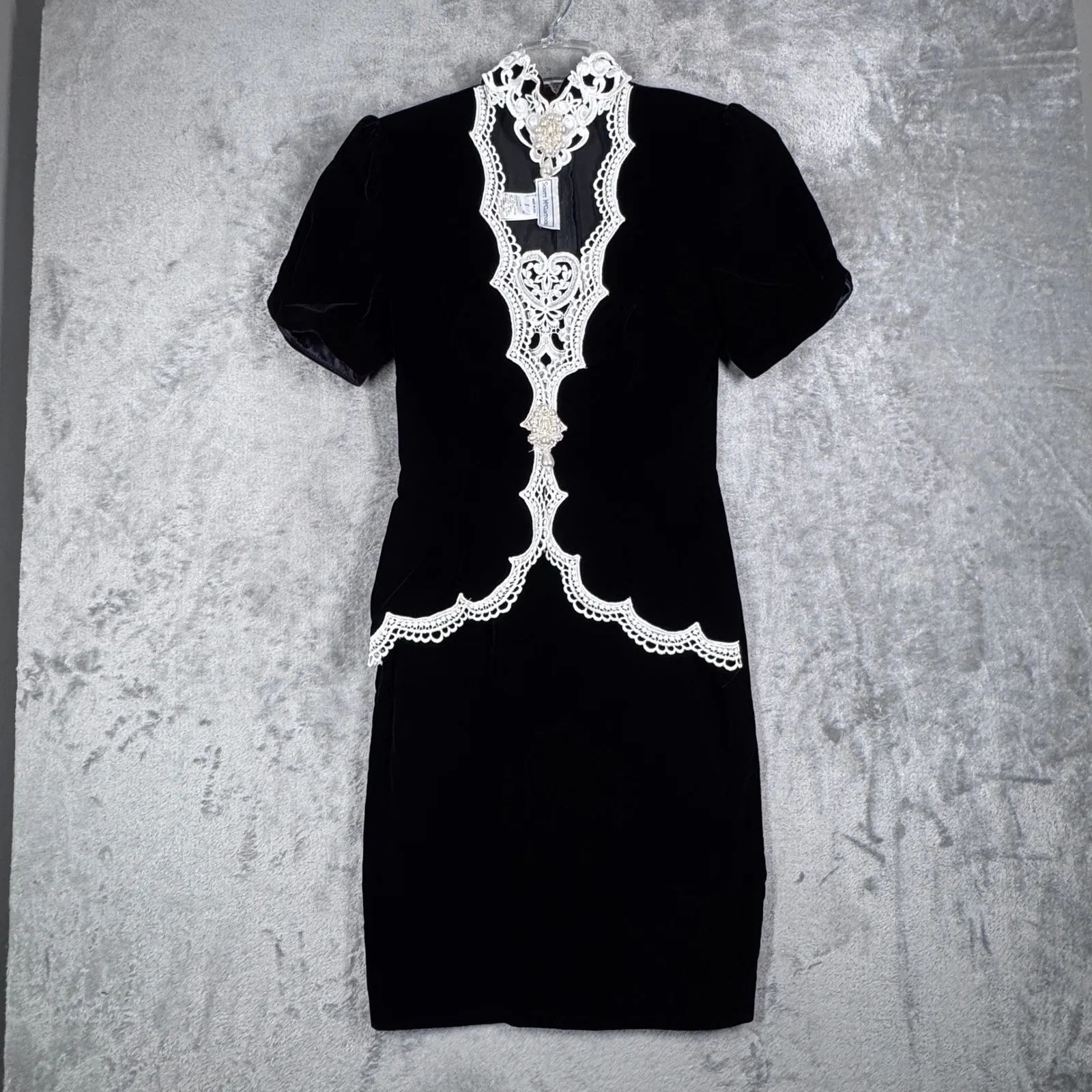 Scott McClintock Dress Vintage‎ Black Velvet Lace Mini Bouche Gothic Elegant 2 Size 6 - Image 2