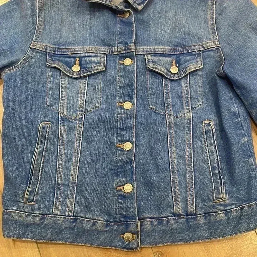 ZARA Trafaluc Denim Jacket Size Medium - Image 4