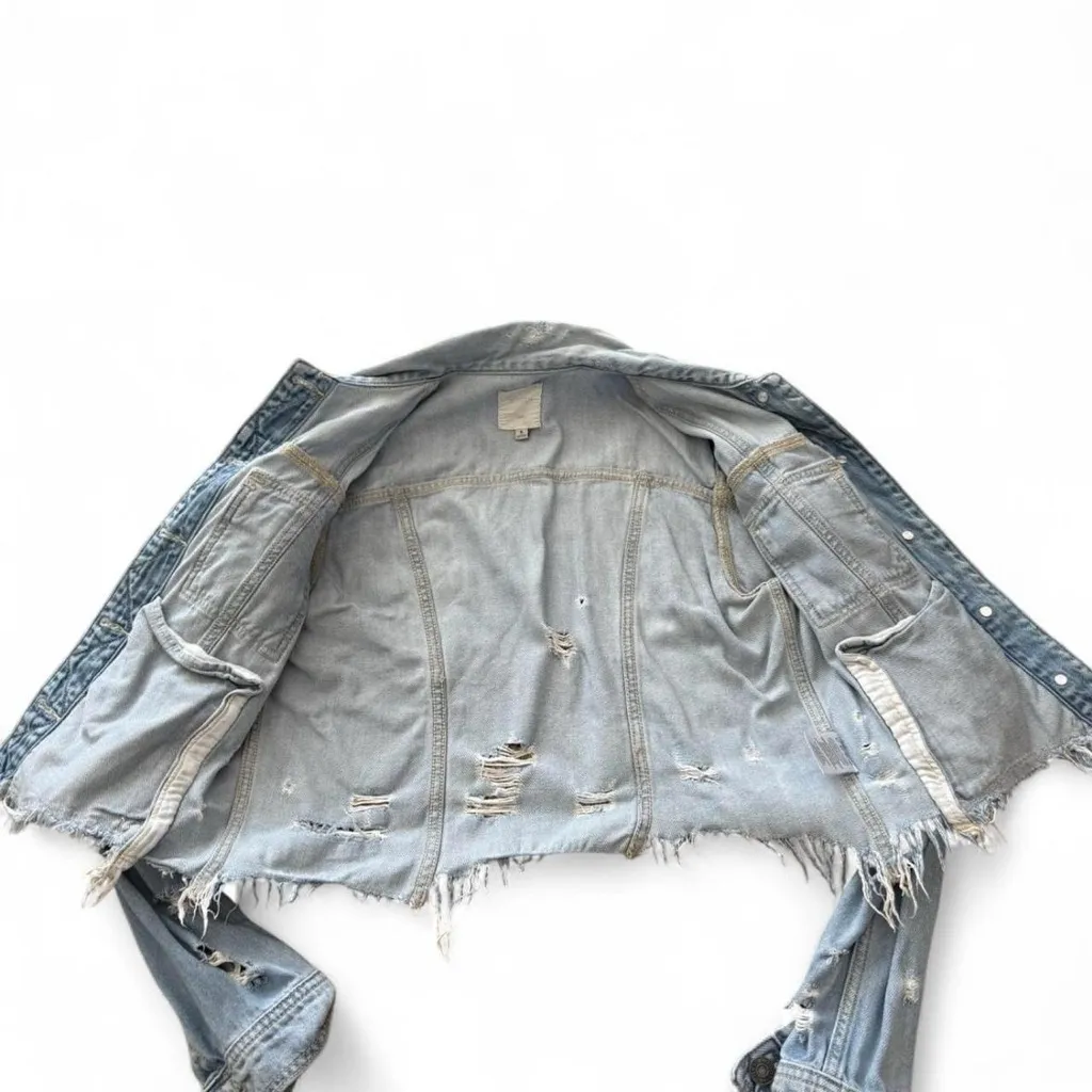 HIDDEN REBEL LIGHT WASH FRAYED DENIM JACKET SIZE S Blue - Image 3