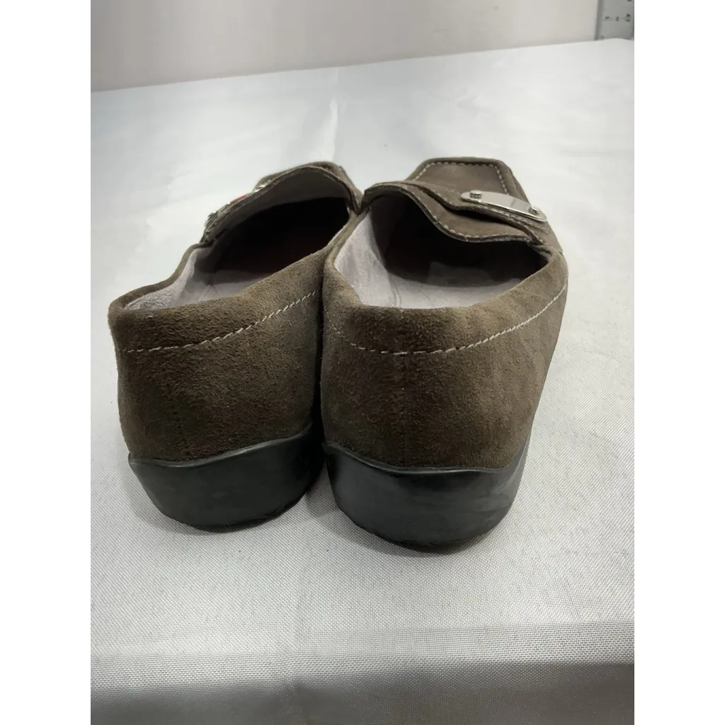 Womans Liz Claiborne Arapahoe Slip On Loafers 8.5 M Taupe - Image 4