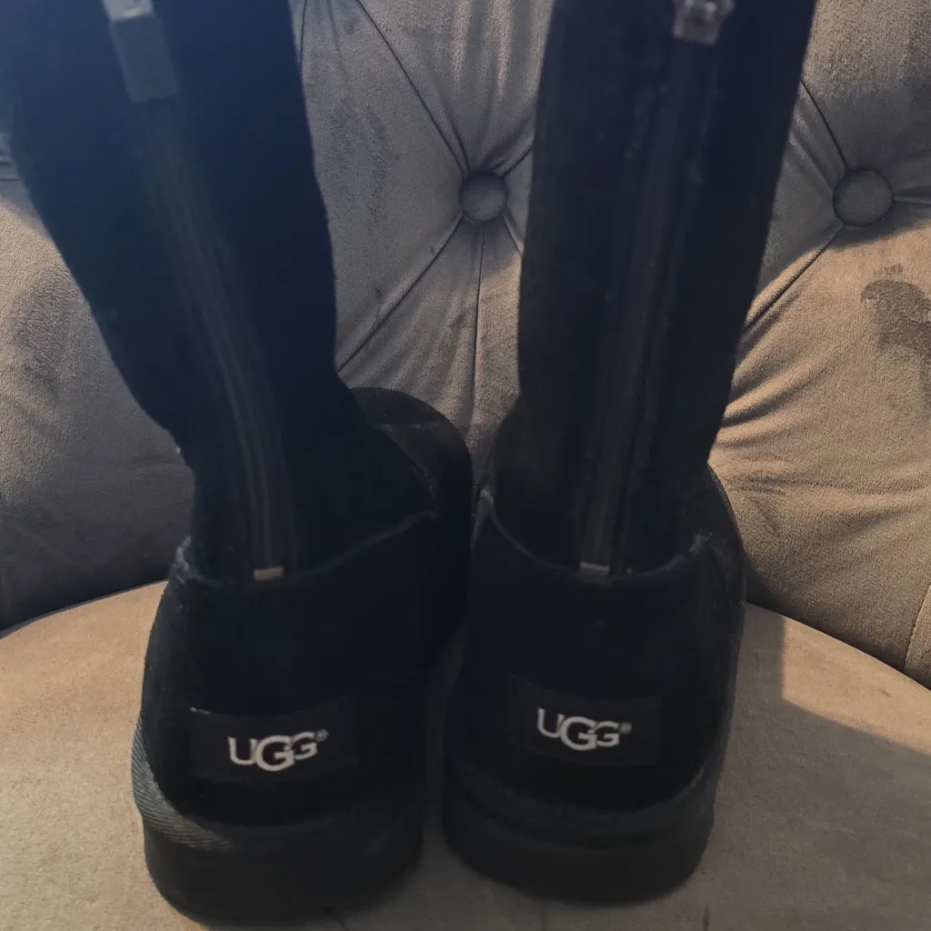 UGG Black Suede Boots with Zipper - Image 3