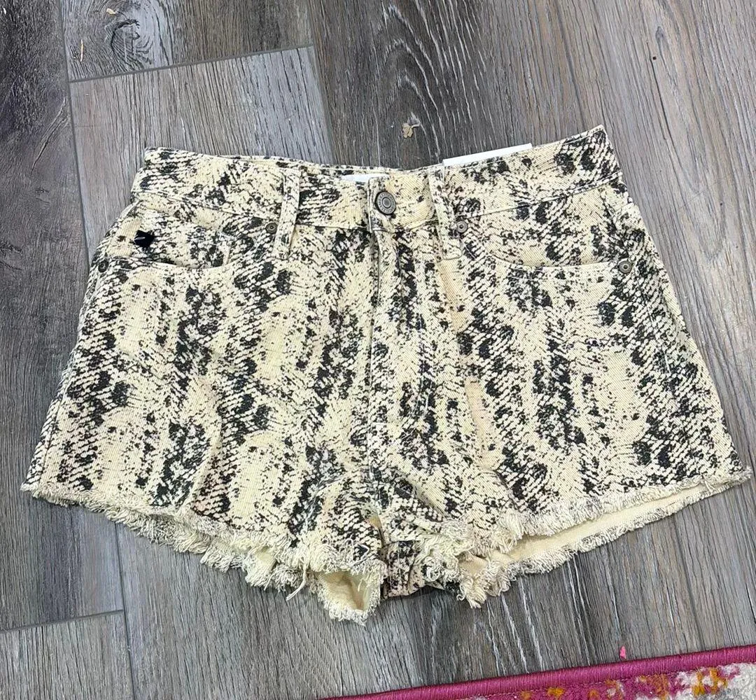 Snake print Jean Shorts  - Image 2