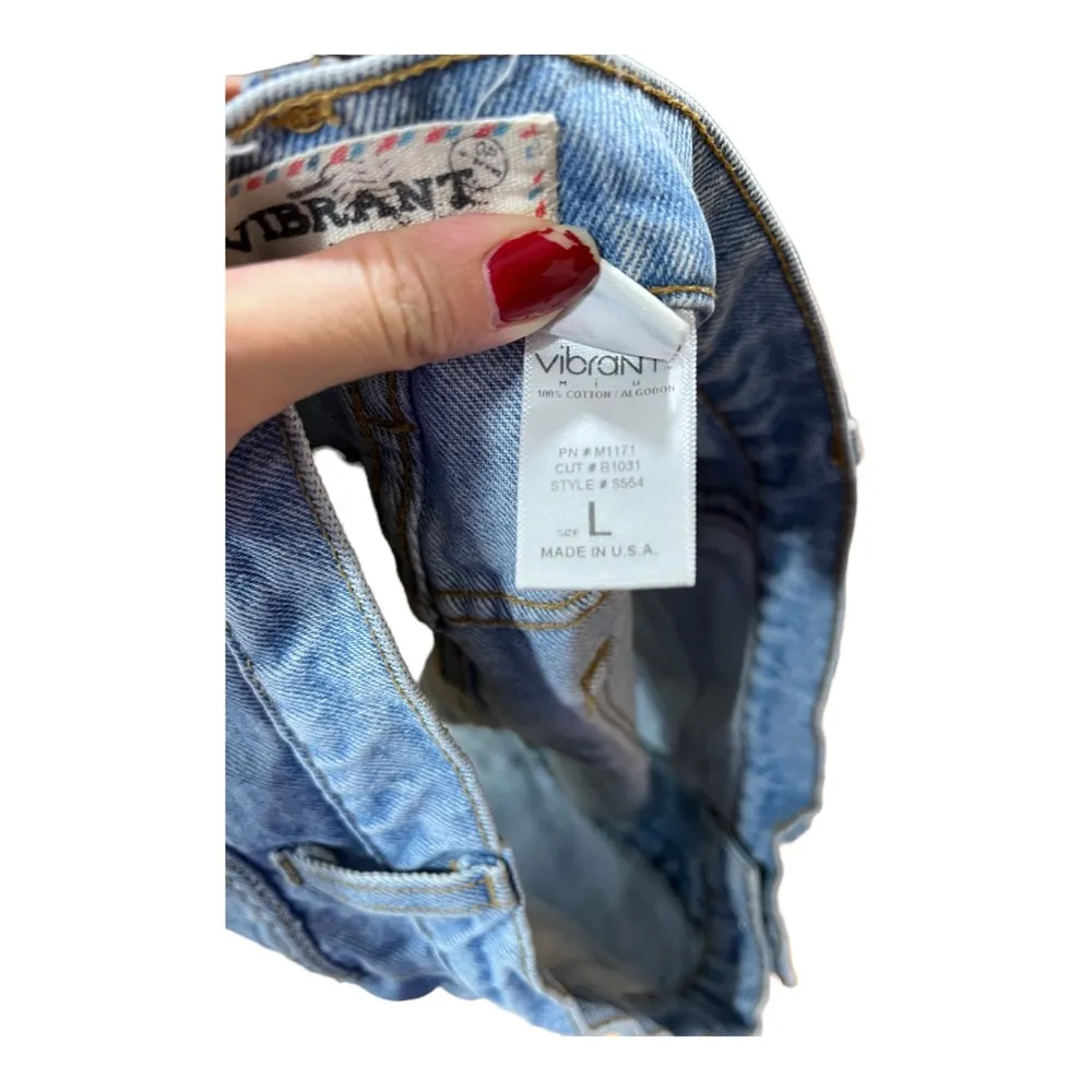 Vibrant distressed women’s Jean short shorts size large - Image 5
