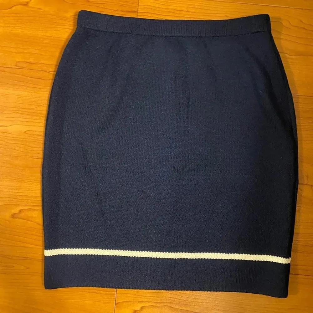 St. John Santana Knit Skirt Set​ 2-pc - Image 6