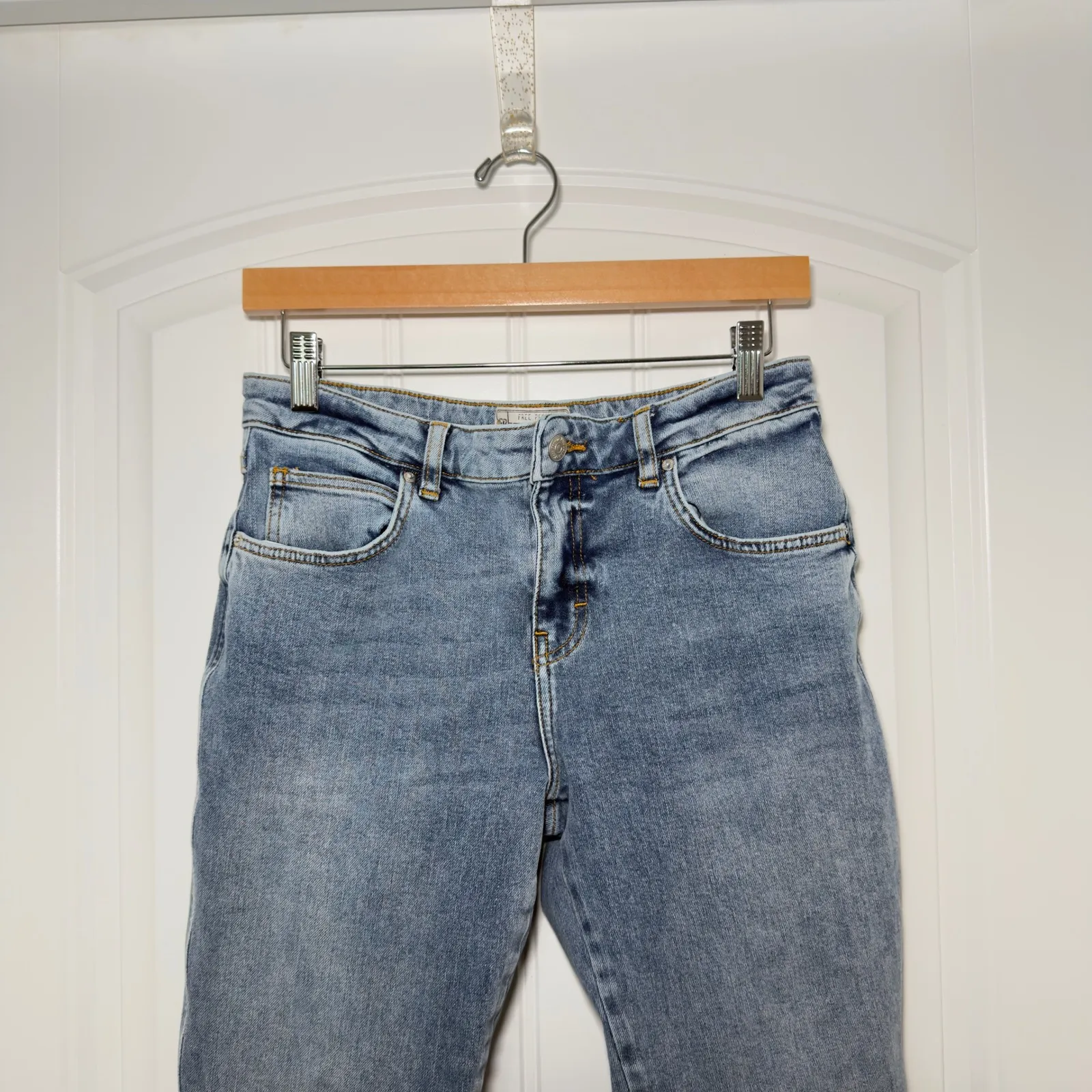 Free People Women 28R Mid Rise Cropped Flare Distressed Hems Light Wash Jeans - Image 3