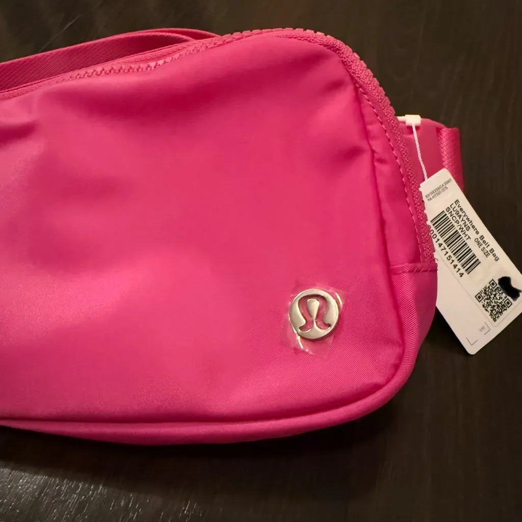 NWT Sonic Pink / White Logo Lululemon Everywhere Belt bag 1L - Image 4