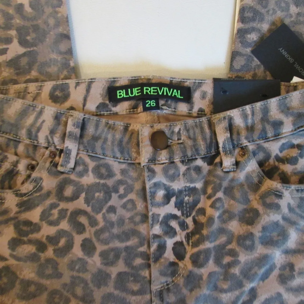 Blue Revival Tiger on the Prowl Skinny Jeans NEW - Image 3