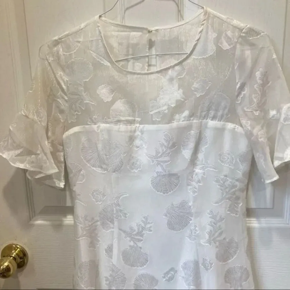Lulus  Shell Print Flounce Shift Dress White Small - Image 6