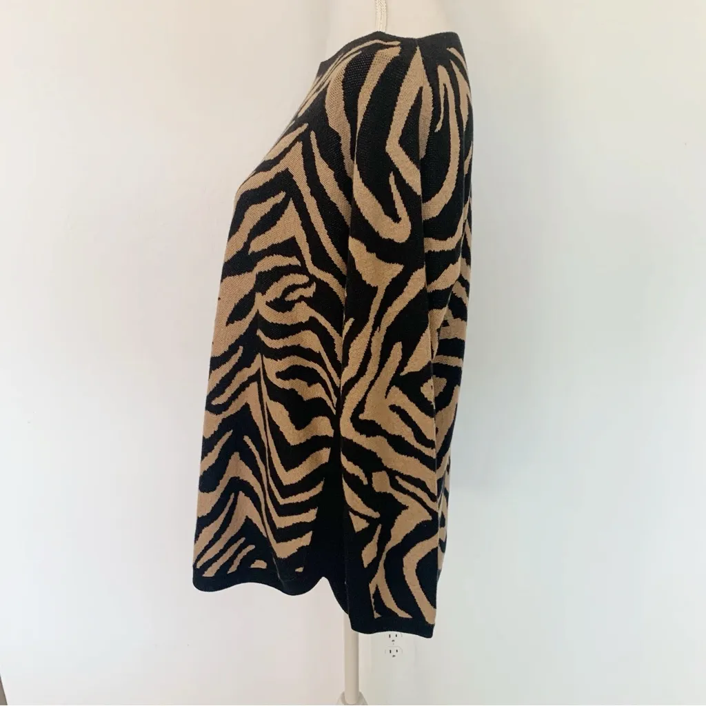 EUC CAbi Dani Zebra Print Black Brown Tunic Sweater Style 3884 Size S - Image 7