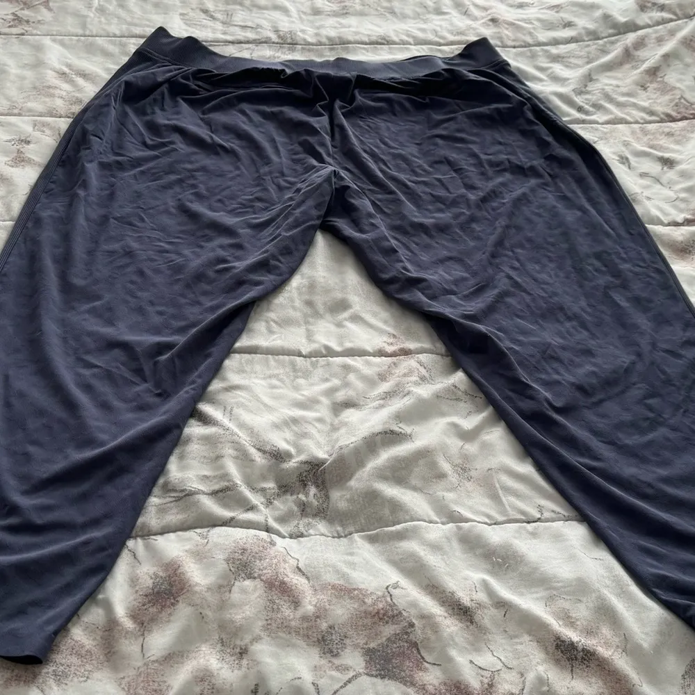 Athleta Brooklyn Textured Ankle blue pull on pants with pockets, size 20 workout - Image 8