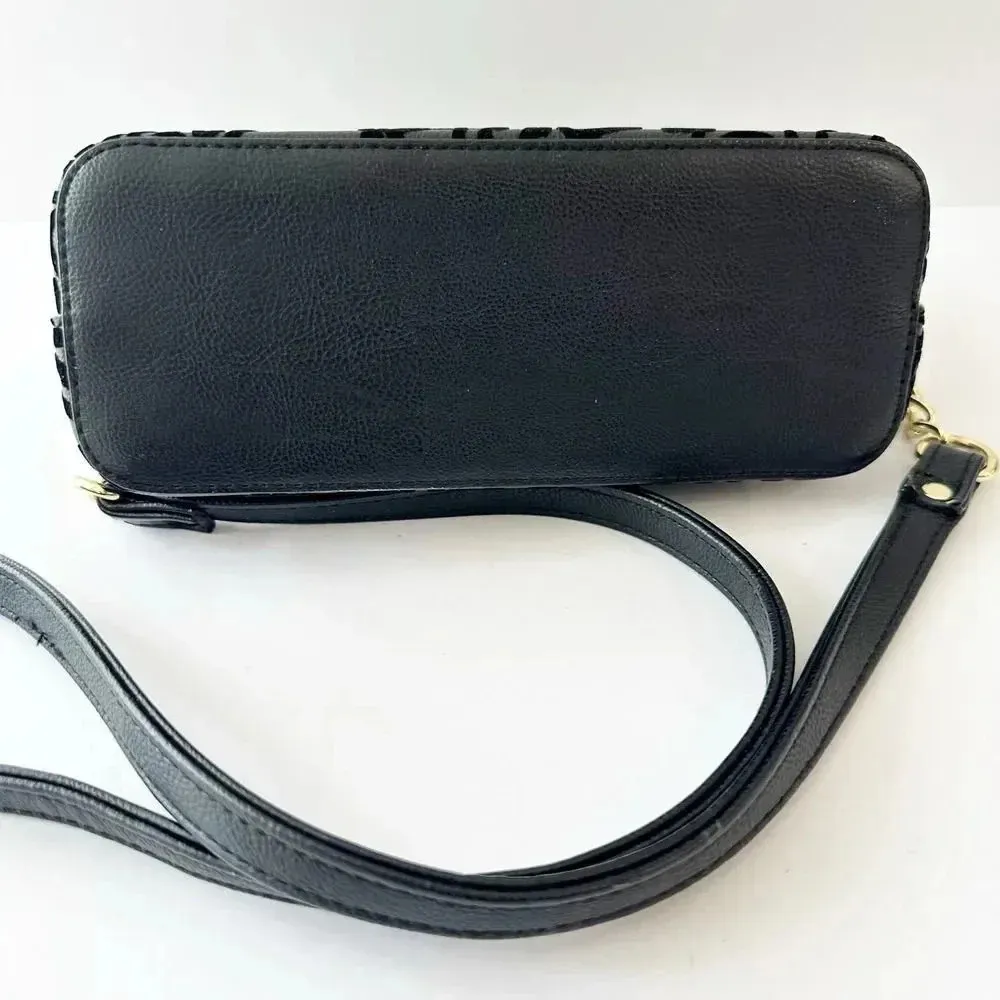 BETSEY JOHNSON Dome Shoulder Crossbody‎ Chain Strap Purse Black Velvet - Image 7