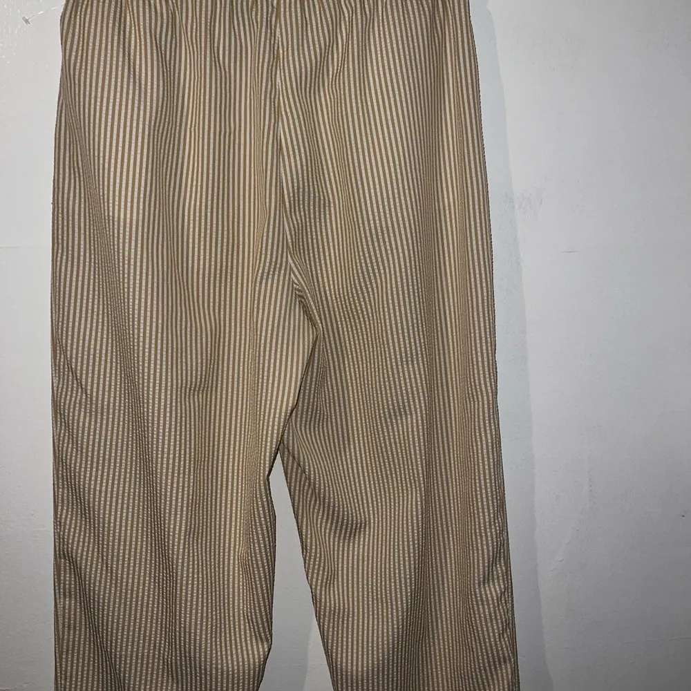Orvis Women’s Striped Tan Pants Lightweight Drawstring Size Petite Large - Image 2