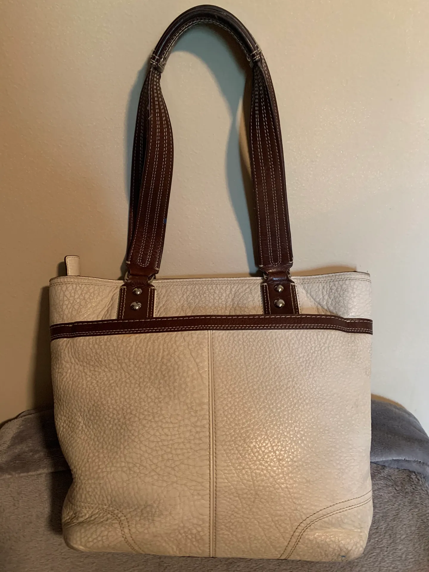 Coach Vintage Purse - Image 3