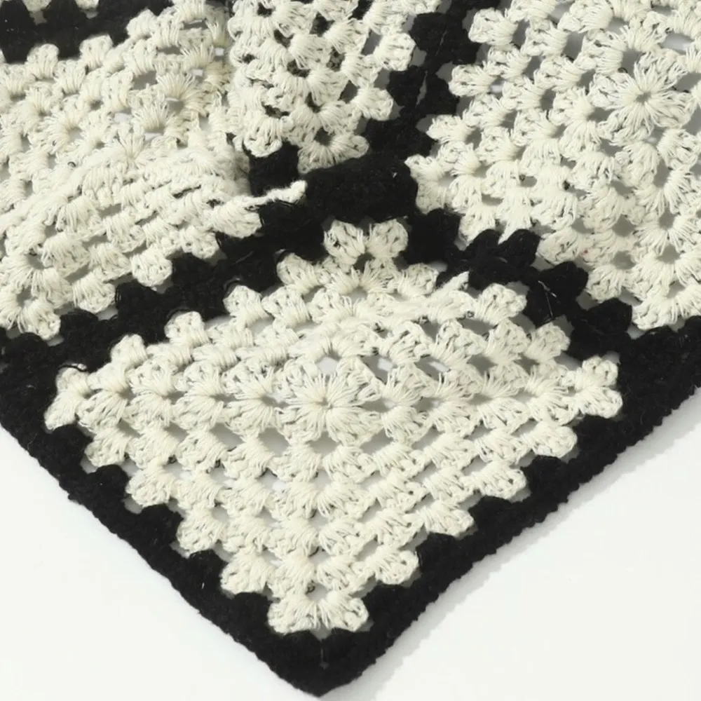 Crochet Two Tone Kerchief - Image 3