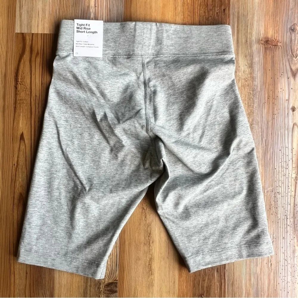 Nike Tight Fit Mid Rise Short Length Grey Women's Short Size XS SKU#C24172 - Image 11
