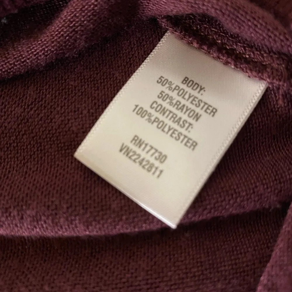 Mossimo Feather Patterned 3/4 Sleeve Shirt - Image 5