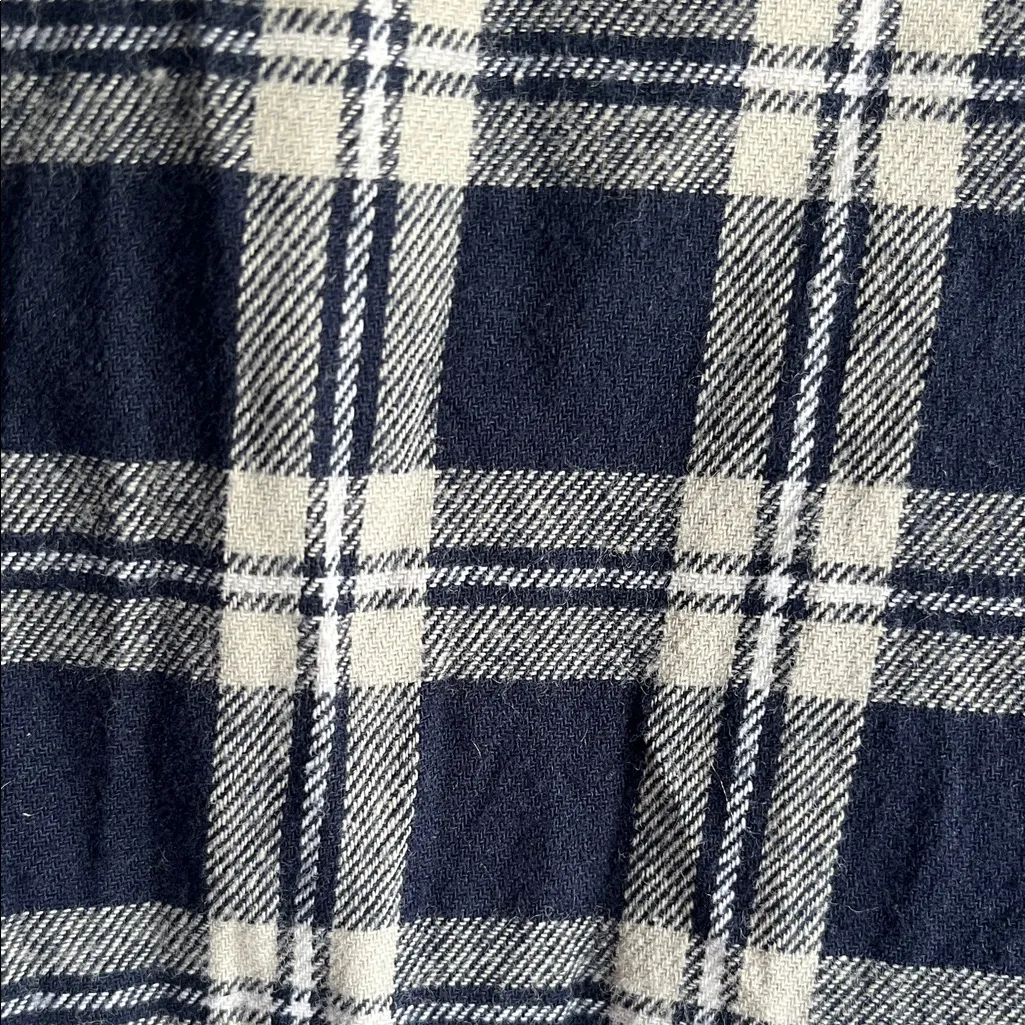 NFL Patriots‎ Blue and White Plaid Button Down Shirt Juniors Woman’s size Medium - Image 3