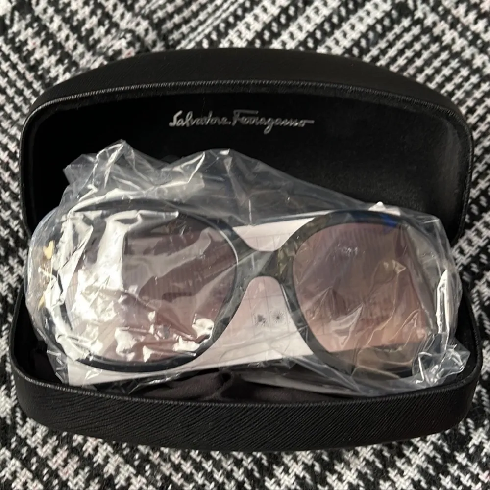 Salvatore Ferragamo 65mm Burgundy Oversized Sunglasses - Image 3