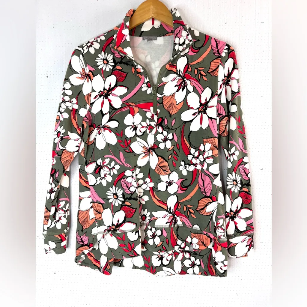 Talbots Mp Athletic Quarter Zip Shirt in Olive Green and Pink Floral - Image 7