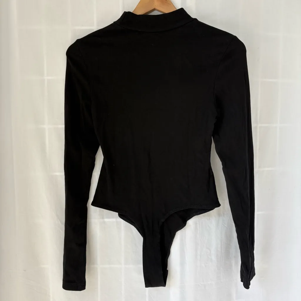 Kittenish mock neck long sleeve bodysuit black medium - Image 2