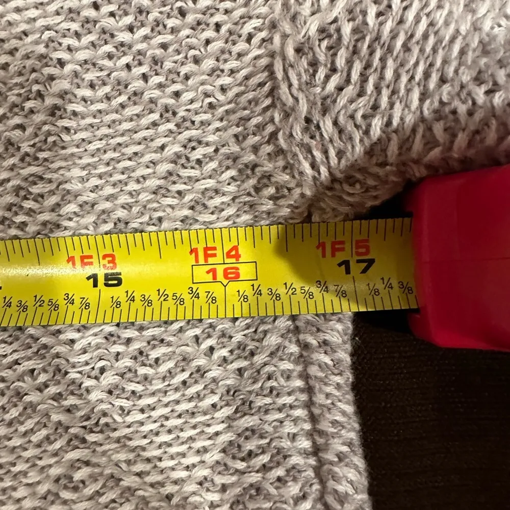 Rewind Gray Red  Winter Sweater Bottom Lace Snowflakes  Longer In Back SZ XS - Image 11