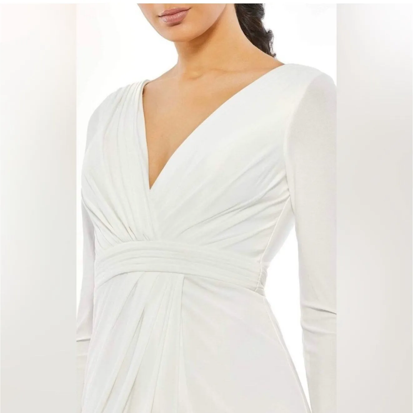 NWT leena by Mac Duggal Long
Sleeves‎ V-neck Long Gown White sz 0 $398 26554 - Image 3