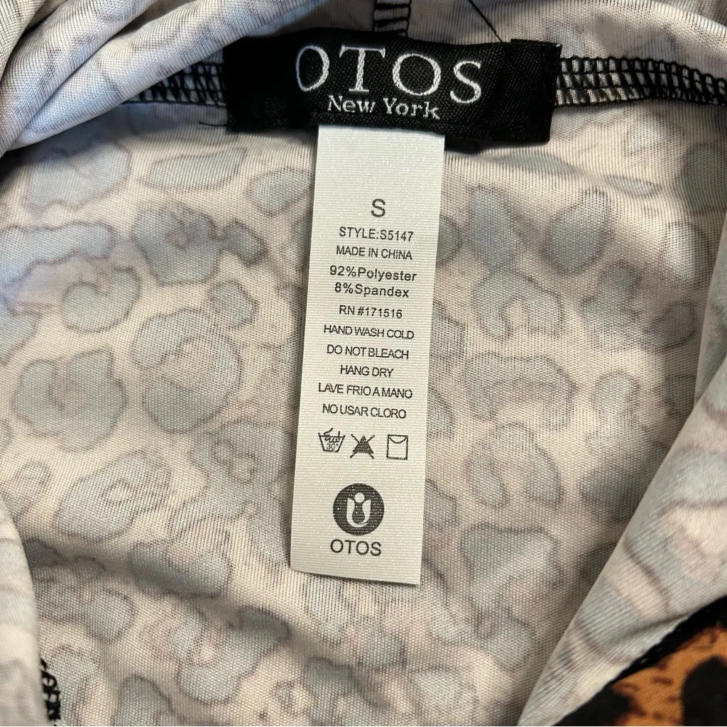 Otos Leopard Print Cropped zip up hoodie with Red Accents Brown - Image 4