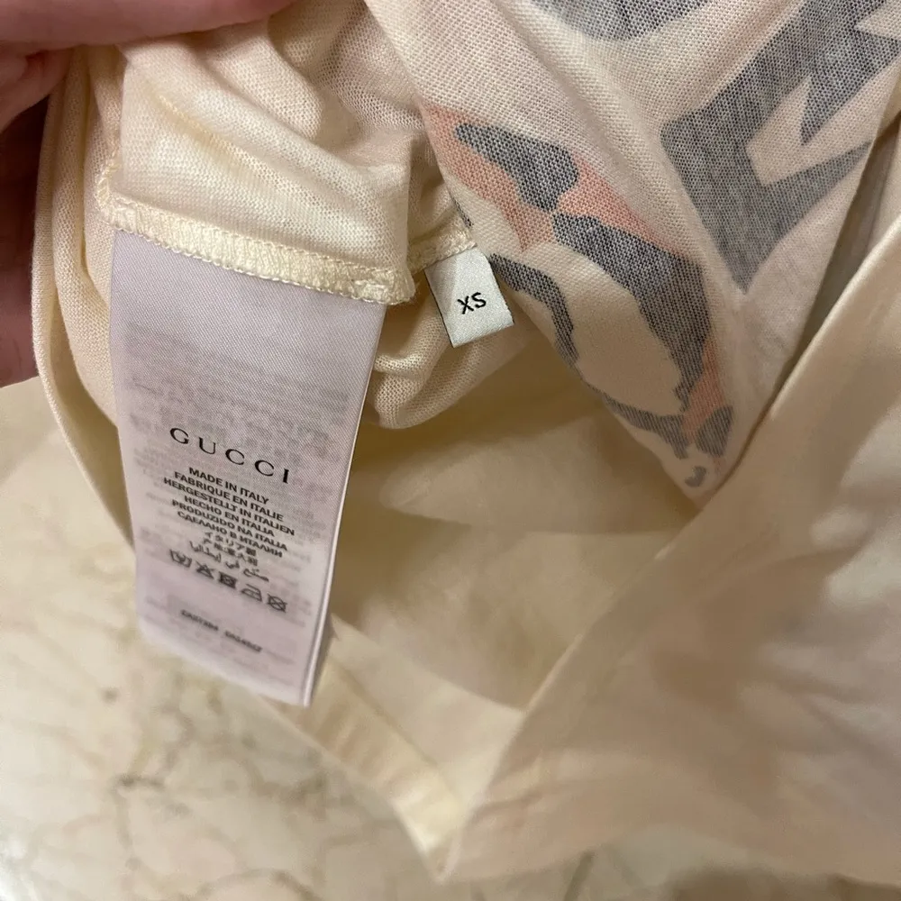 Authentic NWT Gucci Elisir of Love Sequin Tee - Image 5